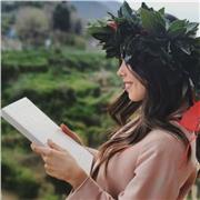 Laureata in filologia moderna con voto 110 e lode